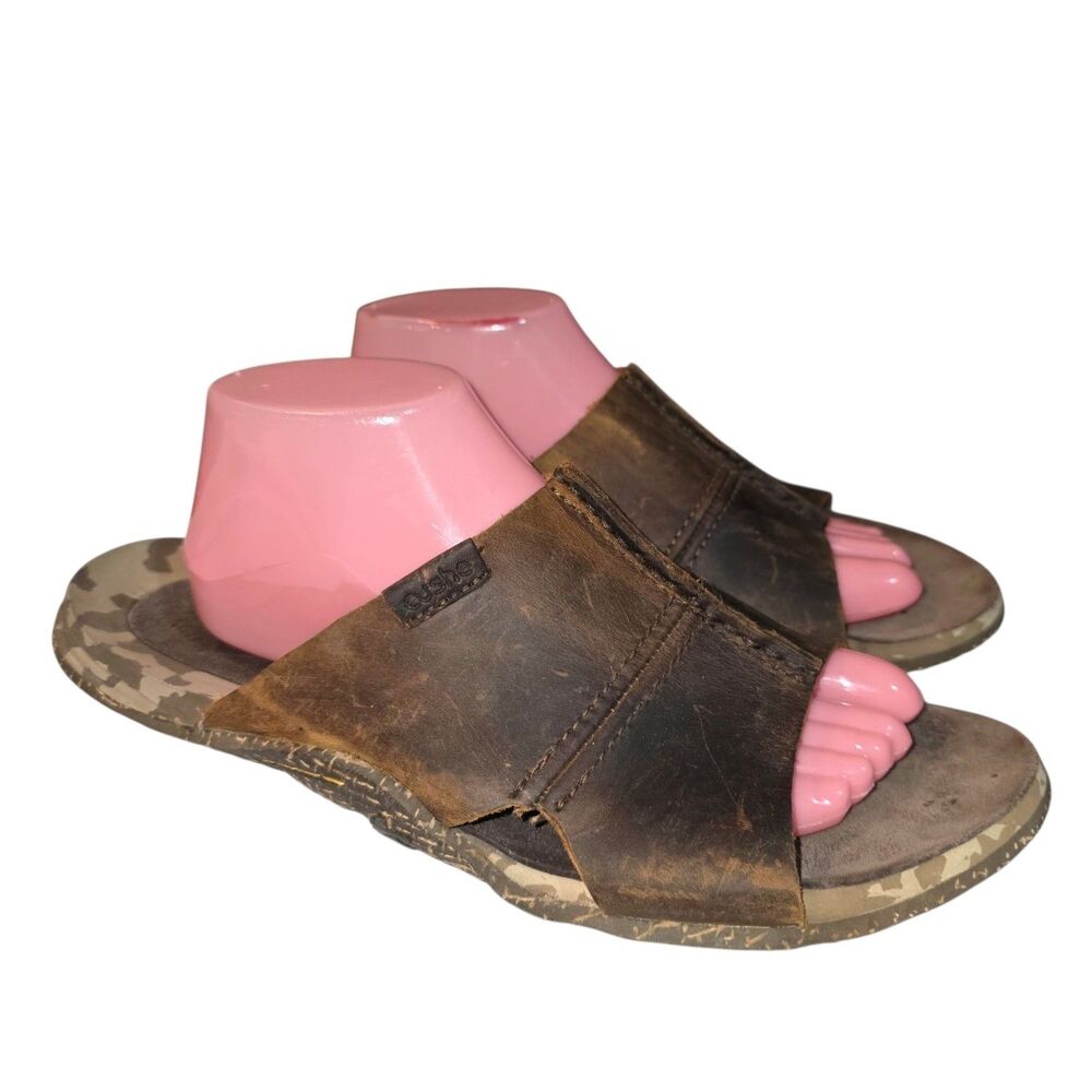 Cushe Argos Sz 10 Brown Distressed Leather Beach Casual Logo Slides Sandals